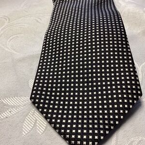 BROOKS BROTHERS  black. & gray. tie never worn silk tags on